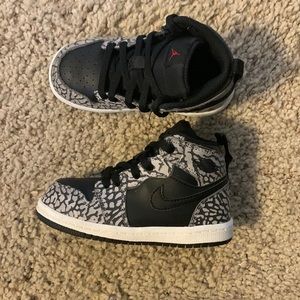 Jordan 1s shoes